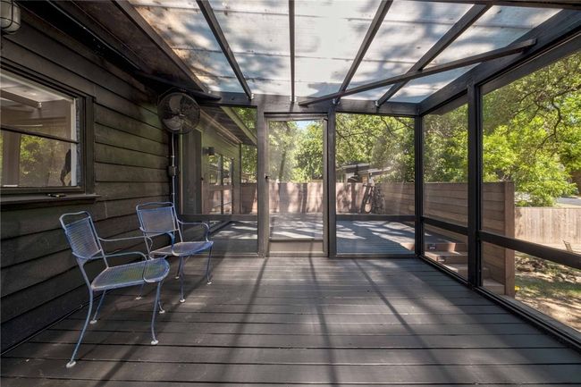 503 E Live Oak St, House other with 3 bedrooms, 1 bathrooms and 2 parking in Austin TX | Image 5