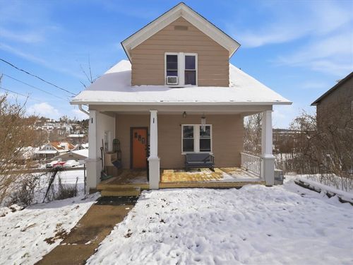 6489 Simmons Ave, South Park, PA, 15129-9519 | Card Image