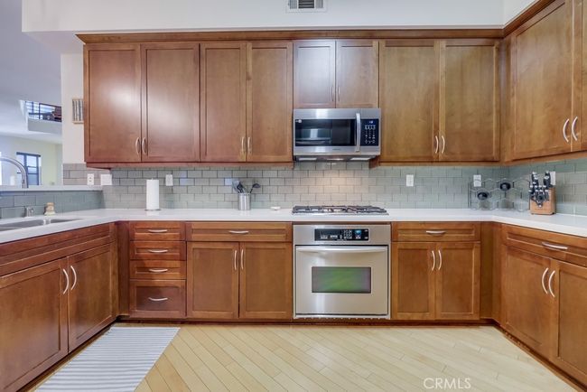 395 E 4th #41 Street, Condo with 2 bedrooms, 2 bathrooms and 2 parking in Long Beach CA | Image 19