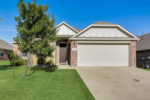 12441 Woods Edge Trl, Fort Worth, TX, 76244-9409 | Card Image