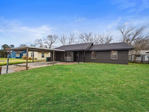 9347 Clearway Dr, Houston, TX, 77033-2403 | Card Image