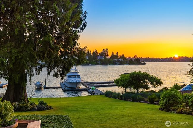 3611 Hunts Point Rd, House other with 3 bedrooms, 3 bathrooms and 3 parking in Hunts Point WA | Image 22