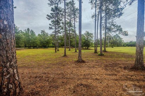 8330 Edith Ave, Milton, FL, 32570-9272 | Card Image