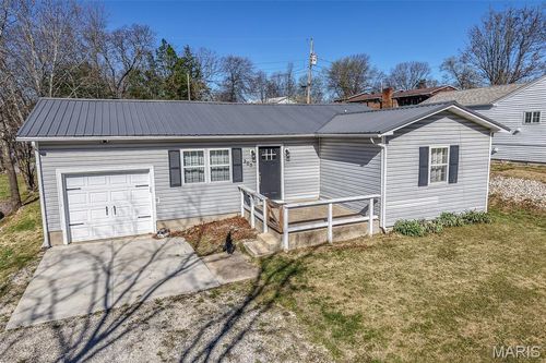 205 N Waller St, Crocker, MO, 65452-8269 | Card Image