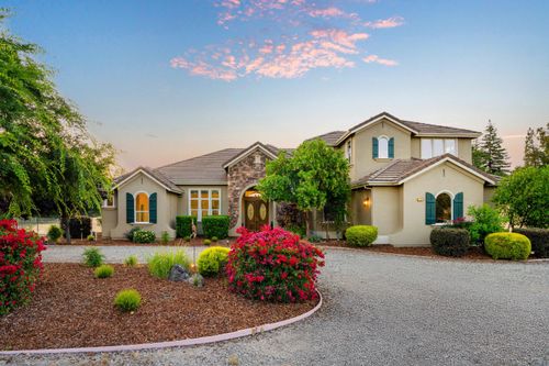 3930 Leak Ln, Loomis, CA, 95650-8206 | Card Image