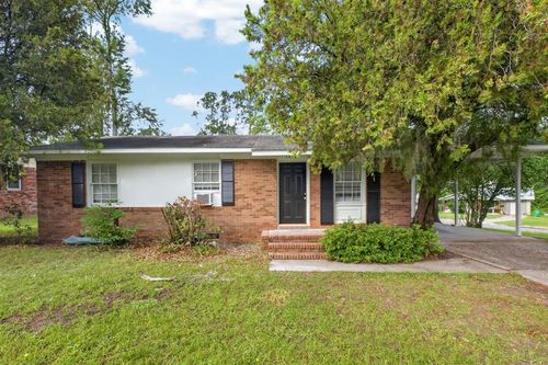 1215 Melissa Dr, Valdosta, GA, 31601-4250 | Card Image