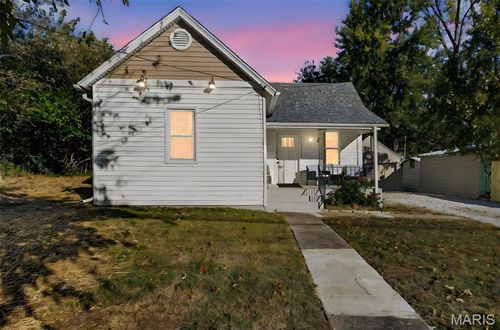 1061 Boone St, Troy, MO, 63379-1016 | Card Image
