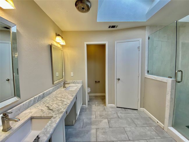 1510 Laguna Vista Way, House other with 3 bedrooms, 2 bathrooms and null parking in Grapevine TX | Image 9