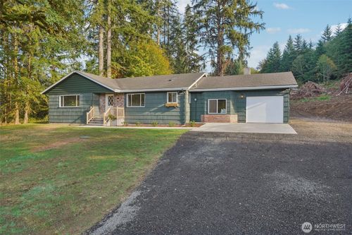 72 Whitewater Rd, Longview, WA, 98632-8197 | Card Image