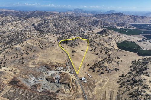 43008 Drive 152, Orosi, CA, 93647-9503 | Card Image
