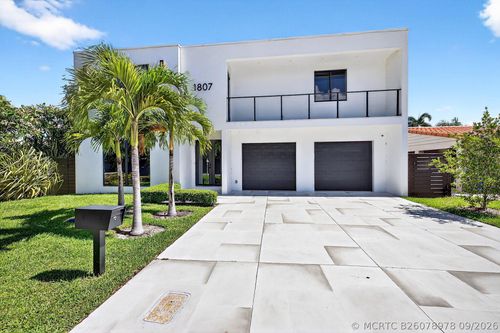 1807 Ne 18th St, Fort Lauderdale, FL, 33305-3401 | Card Image