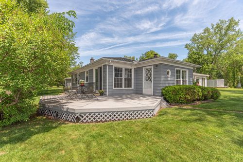 9547 Crestline Drive, Pinckney, MI, 48169 | Card Image