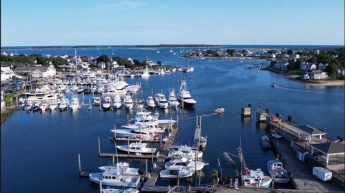 unit-207-89 Lewis Bay Rd, Hyannis, MA, 02601-5241 | Card Image