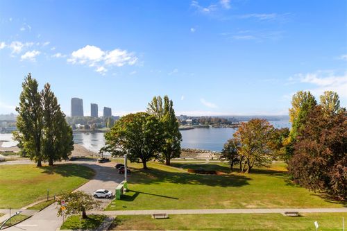 ph-1403 Beach Ave, Vancouver, BC, V6G1Y3 | Card Image
