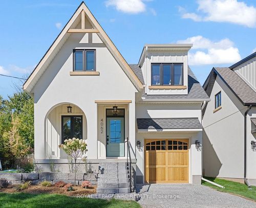 4062 Glenspring Rd, Crystal Beach, ON, L0S1B0 | Card Image