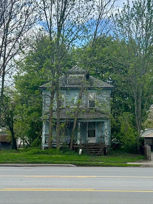 891 N Main St, Marion, OH, 43302-1761 | Card Image