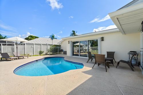 1229 Sw Dyer Point Rd, Palm City, FL, 34990-4219 | Card Image