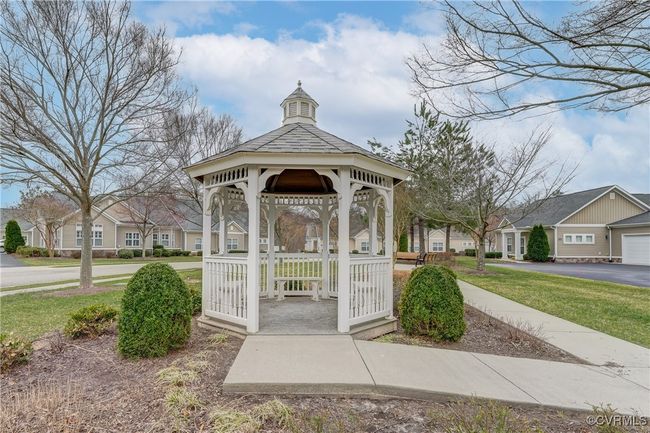 10922 Lantern Way, Condo with 3 bedrooms, 2 bathrooms and null parking in North Chesterfield VA | Image 7