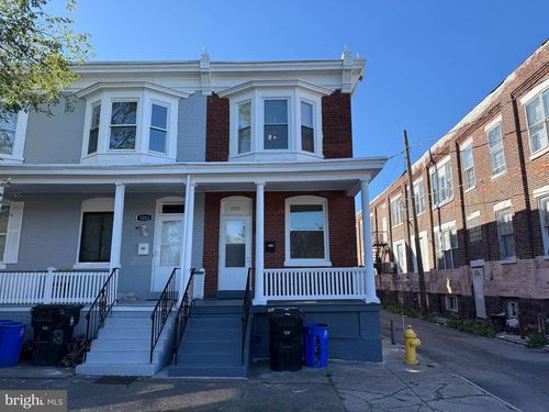 1351 Howard St, HARRISBURG, PA, 17104-1143 | Card Image