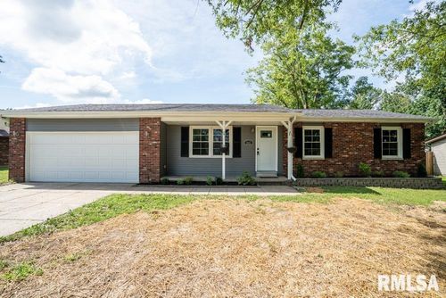 865 Stardust Dr, Herrin, IL, 62948-2443 | Card Image