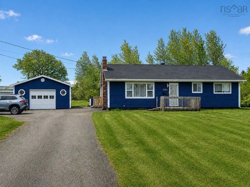 654 Mahon Street, New Waterford, NS, B1H3K3 | Card Image