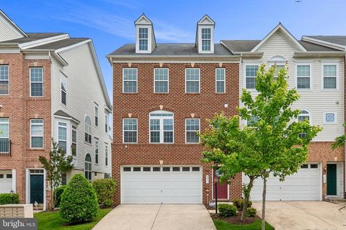 4211 Talmadge Cir, SUITLAND, MD, 20746-4391 | Card Image