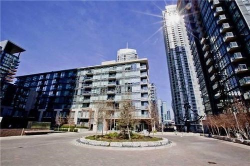 617-15 Brunel Crt, Toronto, ON, M5V3Y6 | Card Image