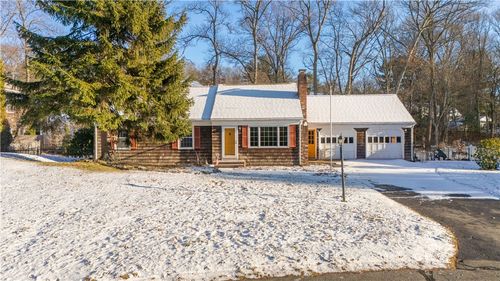 27 Bishop Dr, Cumberland, RI, 02864-3360 | Card Image