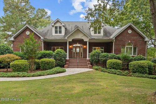 682 Azalea Dr, Vass, NC, 28394-8200 | Card Image