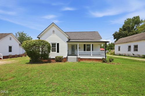 204 E H St, Erwin, NC, 28339-2146 | Card Image