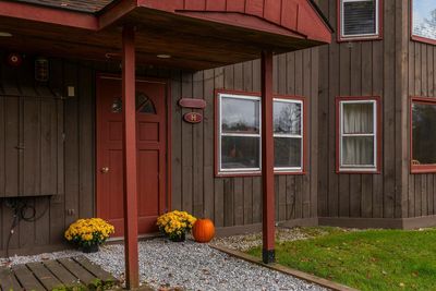 H - 8577 Vt Route 30, Condo with 2 bedrooms, 1 bathrooms and null parking in Jamaica VT | Image 1