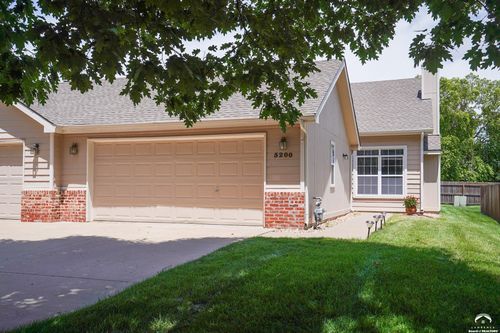 5200 Congressional Pl, Lawrence, KS, 66049-3796 | Card Image