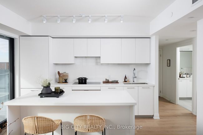 1411 - 36 Brentcliffe Rd, Condo with 2 bedrooms, 2 bathrooms and 1 parking in Toronto ON | Image 6