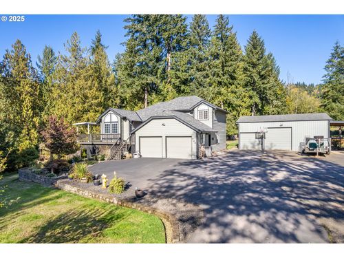 724 Ostrander Rd, Kelso, WA, 98626-9762 | Card Image