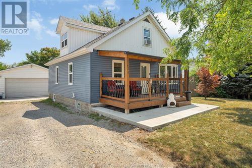 1138 County Rd 31, Essex, ON, N0R1S0 | Card Image