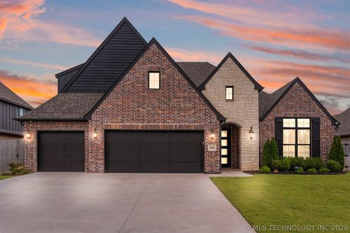 5910 E 127th Pl S, Bixby, OK, 74008-2877 | Card Image