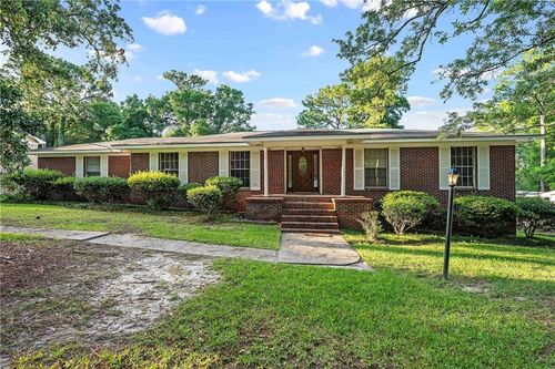 135 Pineridge Rd, Daphne, AL, 36526-7413 | Card Image