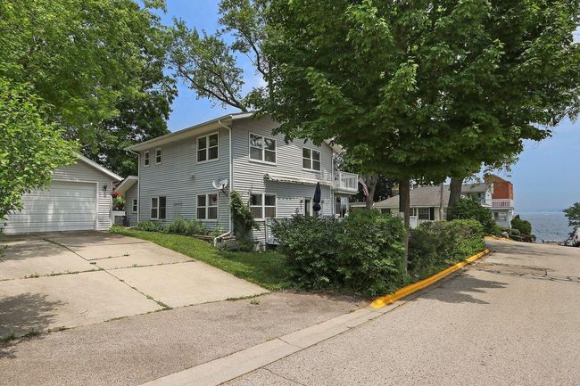 170 Big Foot, House other with 4 bedrooms, 2 bathrooms and null parking in Fontana WI | Image 4