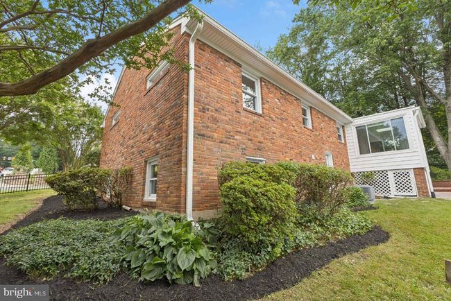 6087 8 Th Pl N, House other with 4 bedrooms, 3 bathrooms and null parking in ARLINGTON VA | Image 32