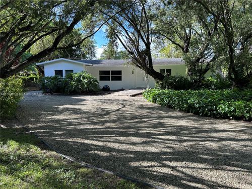18351-18351 Sw 202nd St, MIAMI, FL, 33187-3311 | Card Image