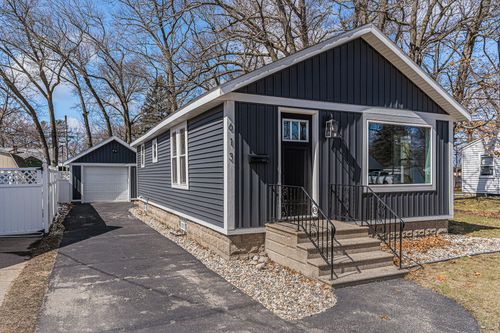 613 Oscar St, North Muskegon, MI, 49445-3237 | Card Image