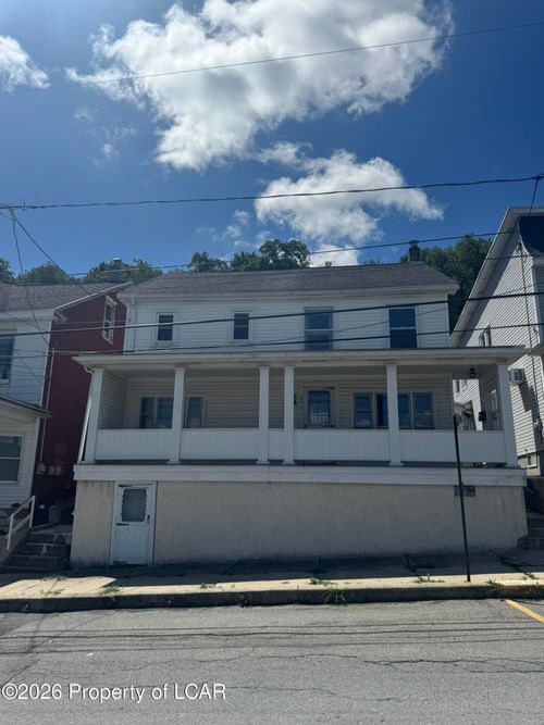 140 Orwigsburg Street, Tamaqua, PA, 18252 | Card Image