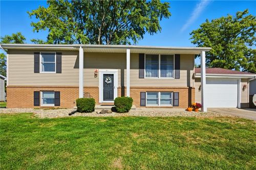 911 W Hayes Ave, Charleston, IL, 61920-3110 | Card Image