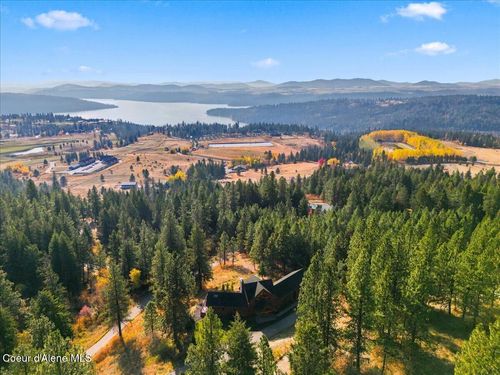 16632 S Rockford Heights Rd, Coeur D Alene, ID, 83814-8669 | Card Image