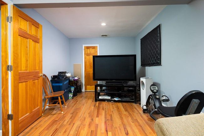 1360 Powell Ave, House other with 5 bedrooms, 4 bathrooms and null parking in Merrick NY | Image 11