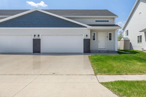 1320 13th Street W, West Fargo, ND, 58078 | Card Image