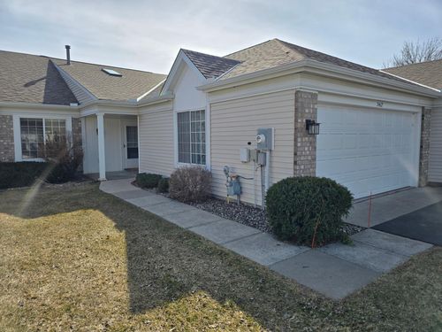 7462 Hinton Park Ave S, Cottage Grove, MN, 55016-5711 | Card Image