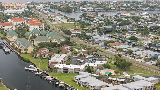 APT-203 - 1028 Apollo Beach Blvd, Condo with 2 bedrooms, 2 bathrooms and null parking in APOLLO BEACH FL | Image 13