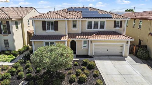 2722 Reddington Way, Brentwood, CA, 94513-5268 | Card Image