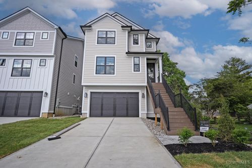 7412 Orchard St, Cincinnati, OH, 45227-3908 | Card Image